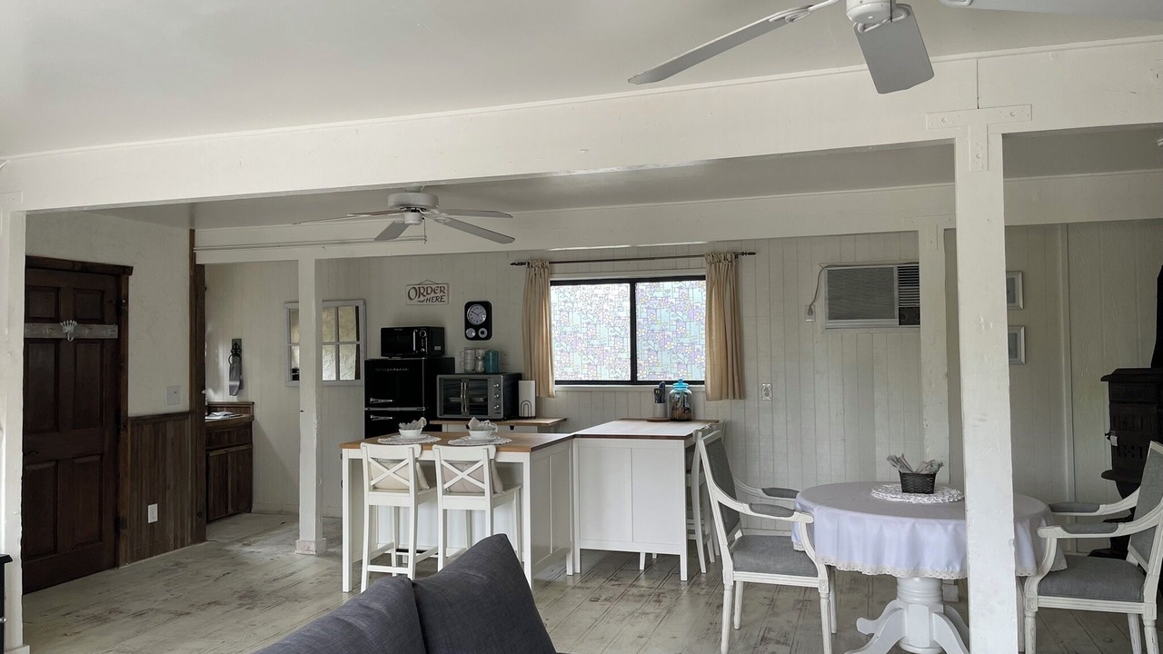 Photo of Livingroom in Valley Center