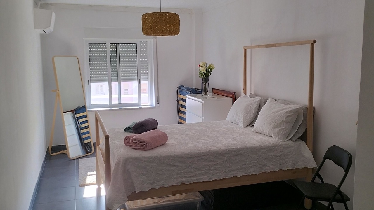 Photo of Bedroom in Corroios