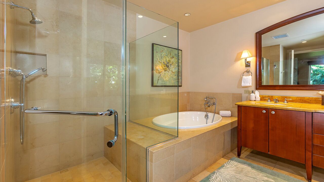 Photo of Bathroom in Wailea