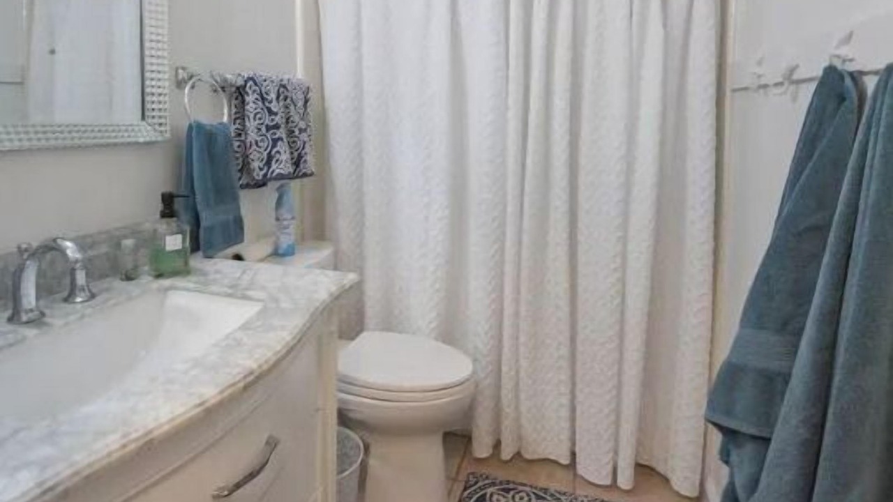 Photo of Bathroom in Carpinteria