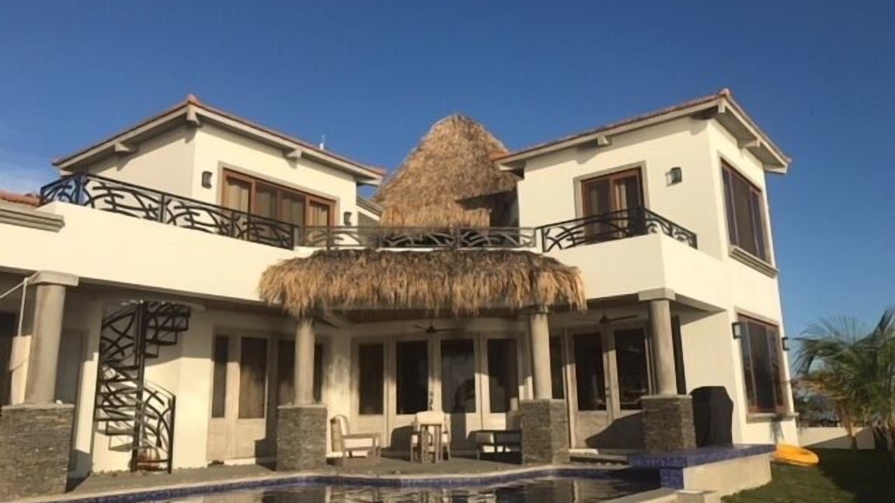 Photo of Outdoor in Tola