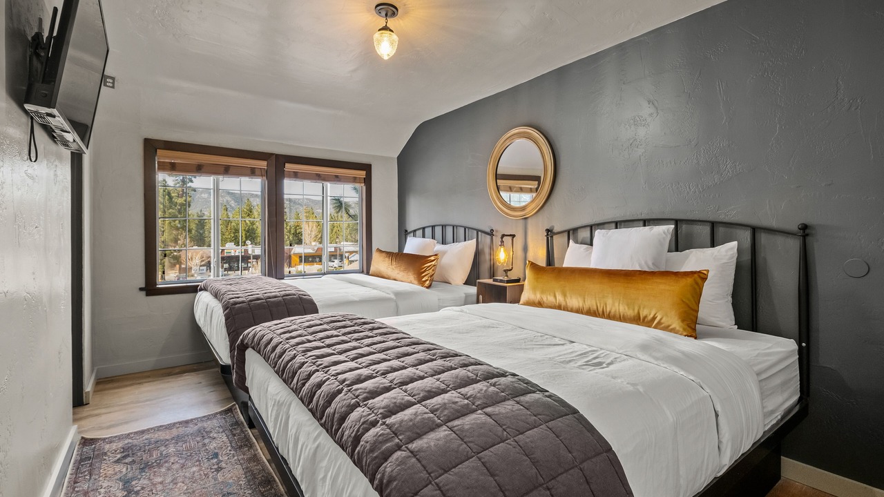 Photo of Bedroom in Big Bear Lake