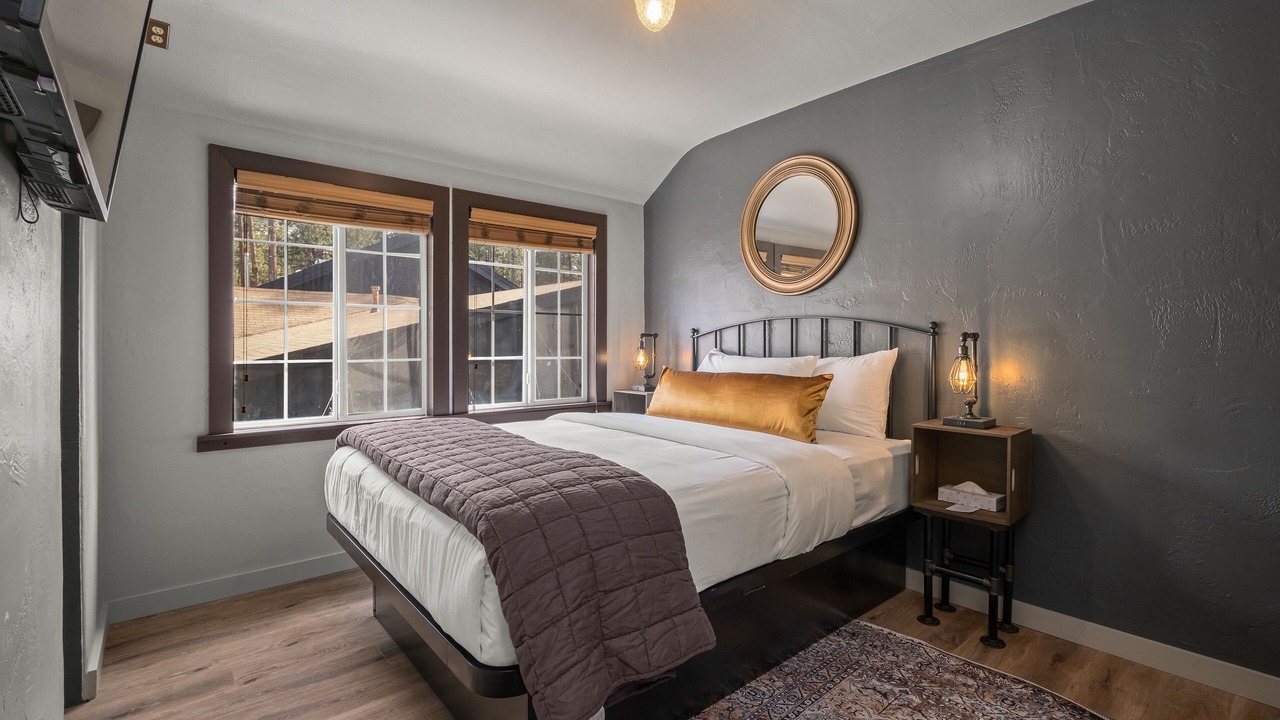 Photo of Bedroom in Big Bear Lake