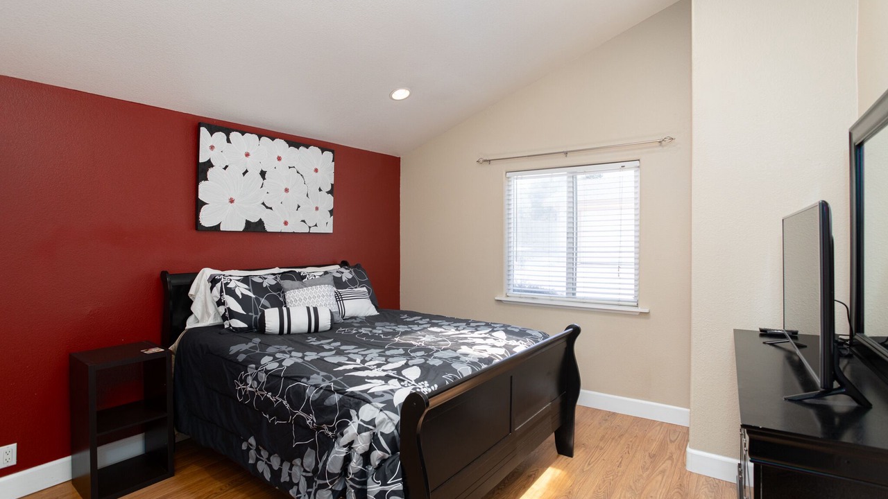 Photo of Bedroom in Grover Beach