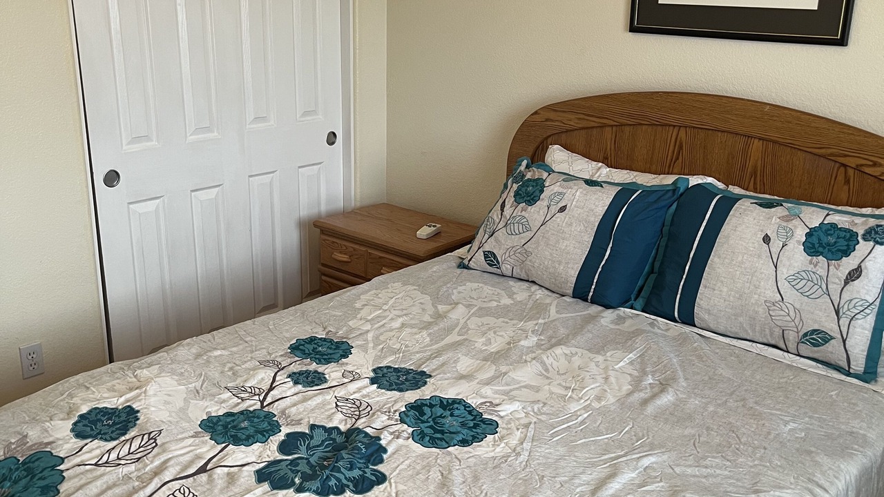 Photo of Bedroom in Sunrise Manor