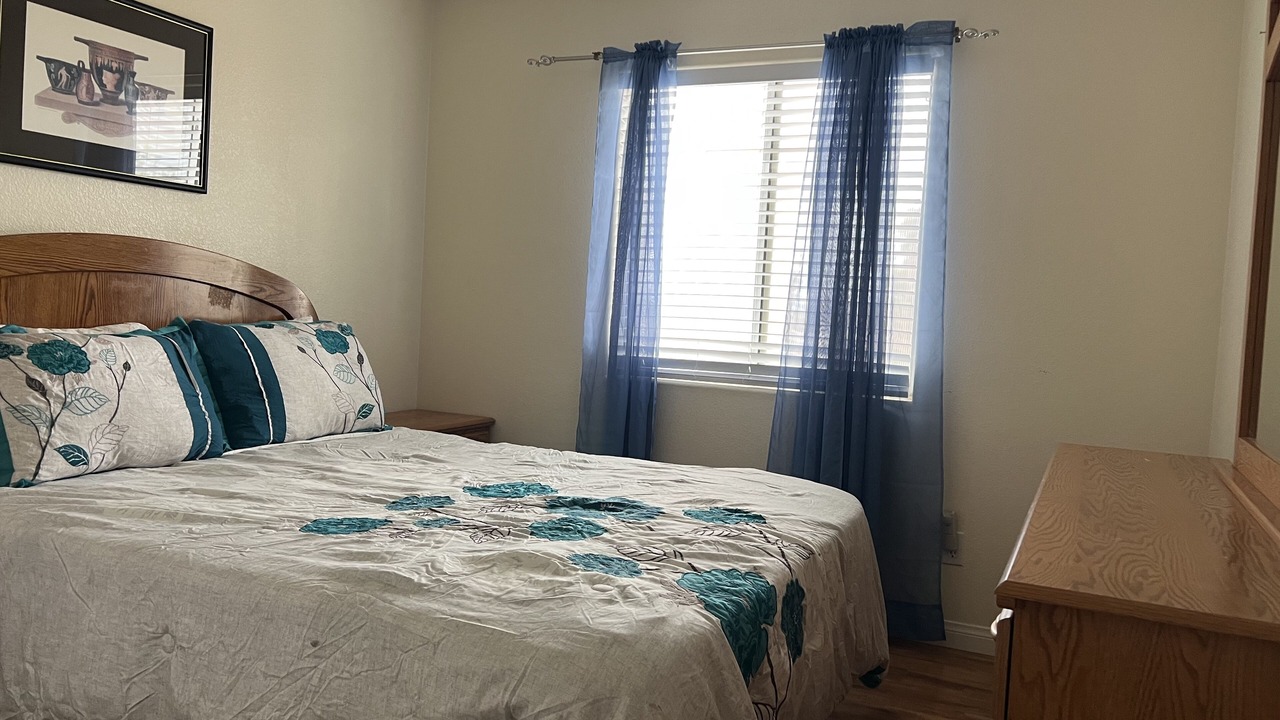 Photo of Bedroom in Sunrise Manor