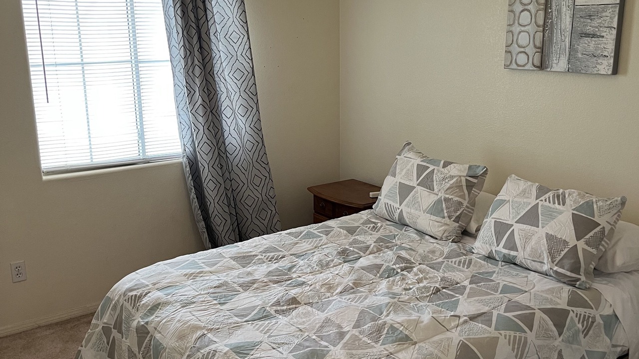 Photo of Bedroom in Sunrise Manor
