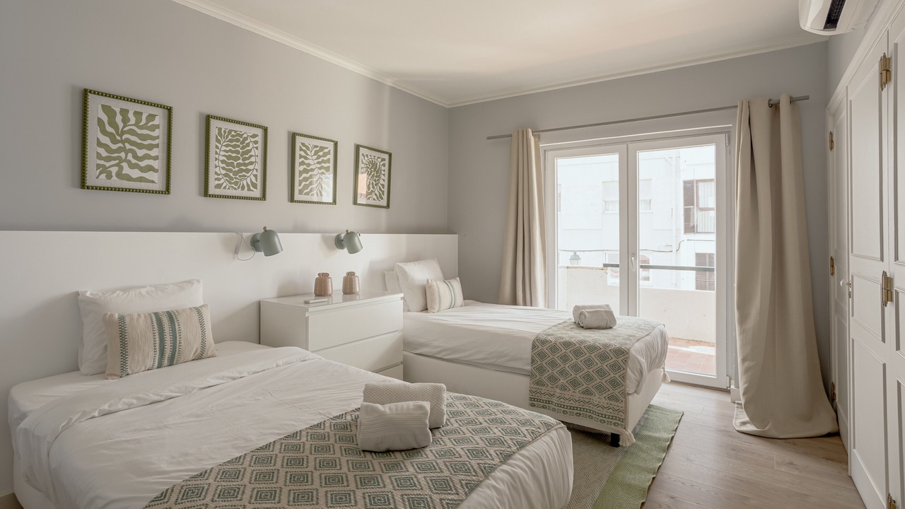 Photo of Bedroom in Cascais