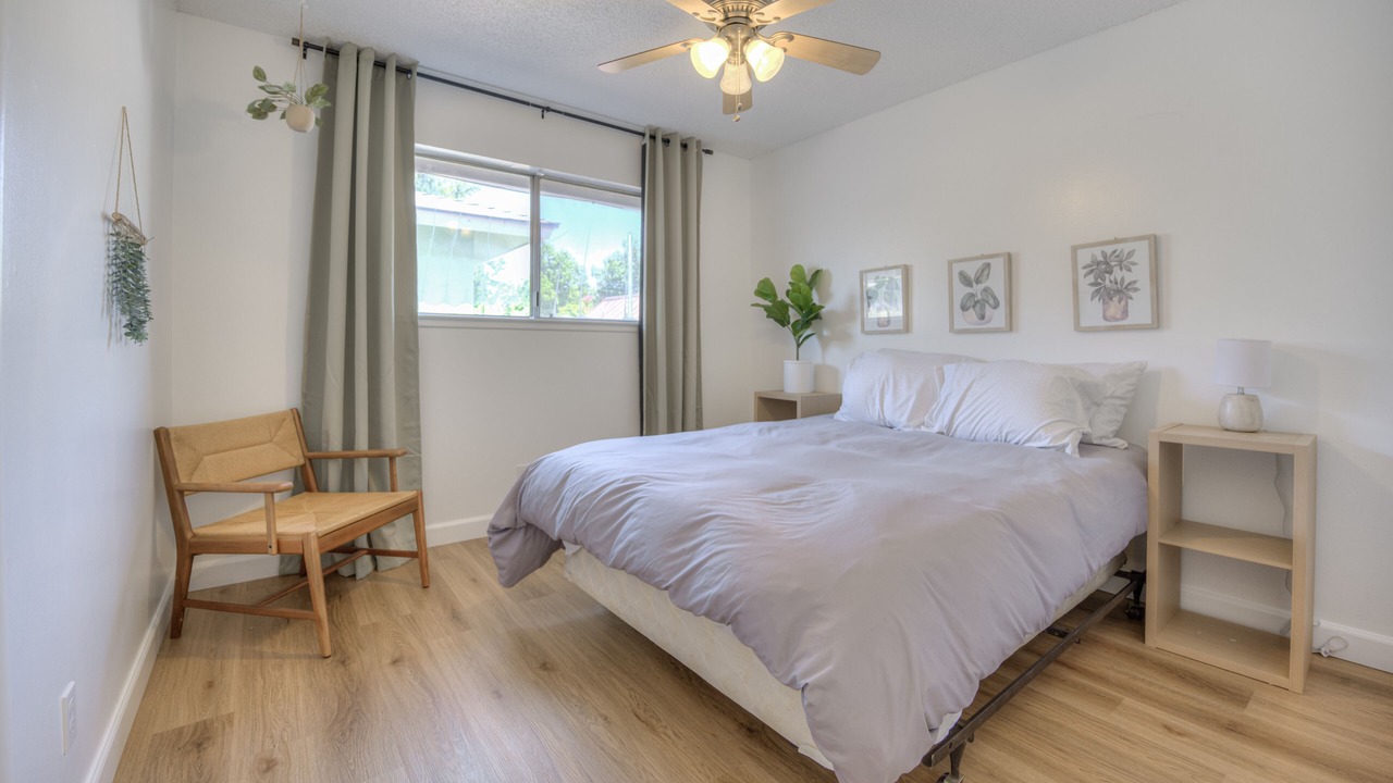 Photo of Bedroom in Raisin