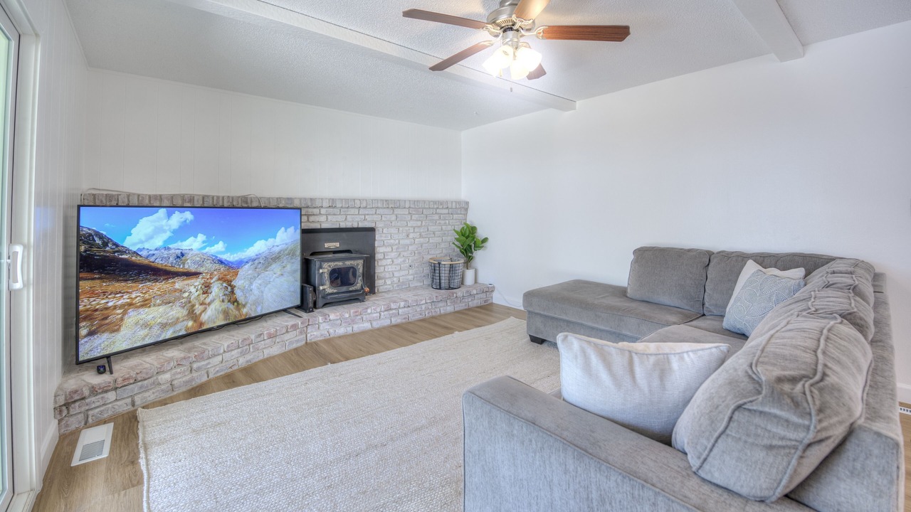 Photo of Livingroom in Raisin