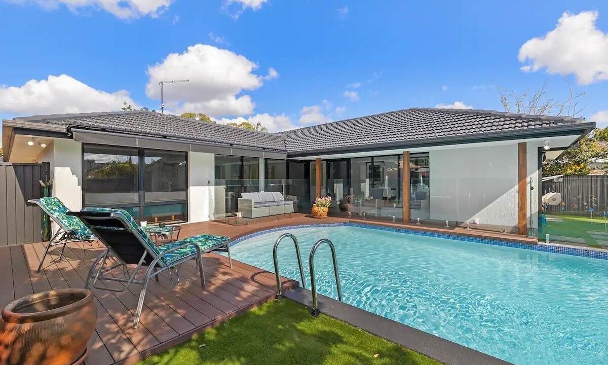 Photo of Outdoor in Broadbeach Waters