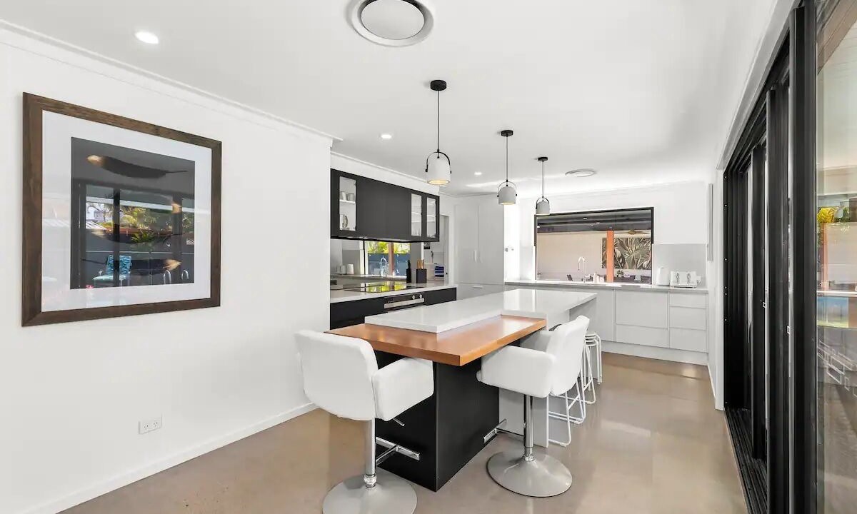 Photo of Kitchen in Broadbeach Waters