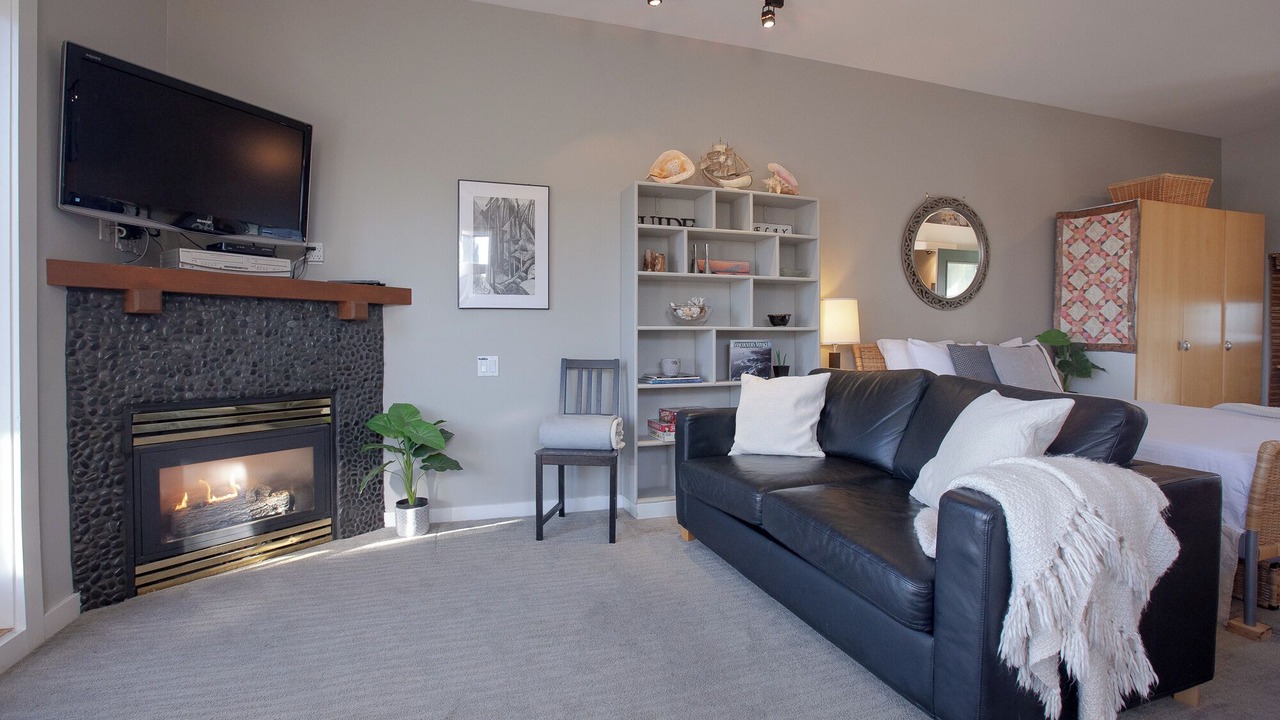 Photo of Livingroom in Tofino