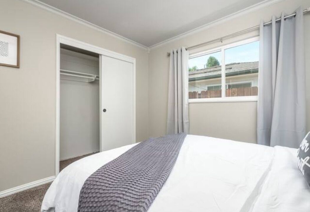Photo of Bedroom in Raisin