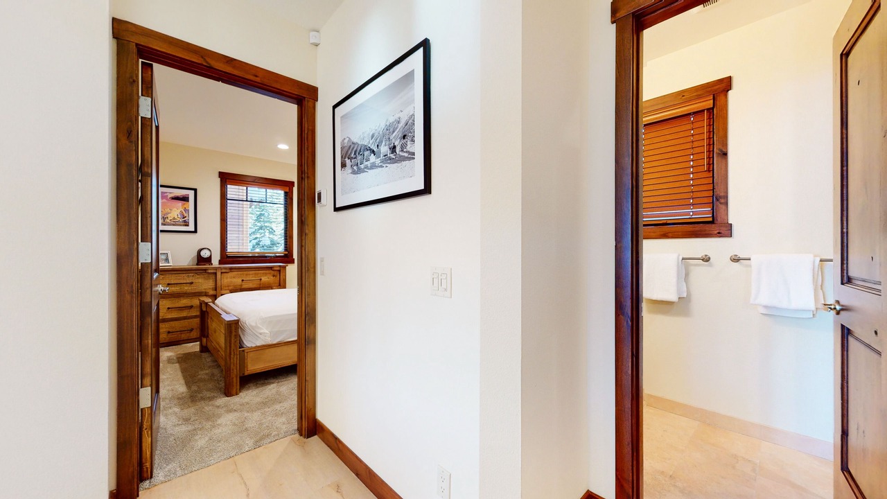 Photo of Bedroom in Mammoth Lakes