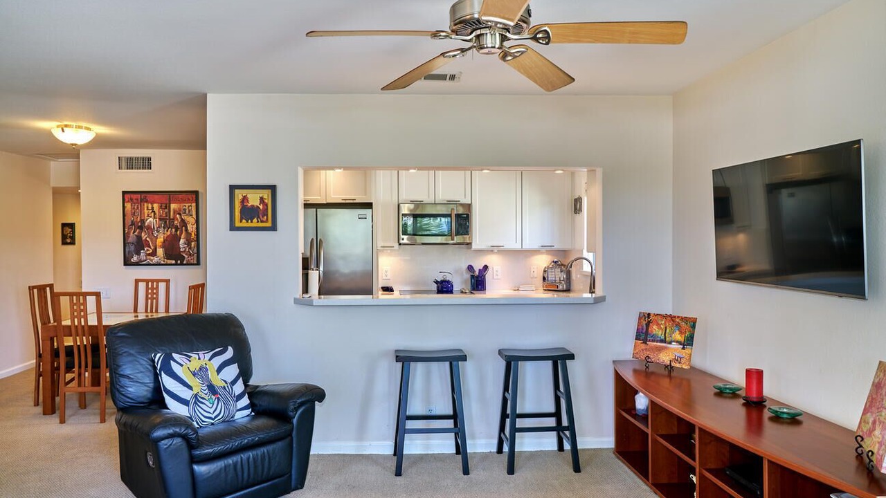 Photo of Livingroom in Tahquitz River Estates