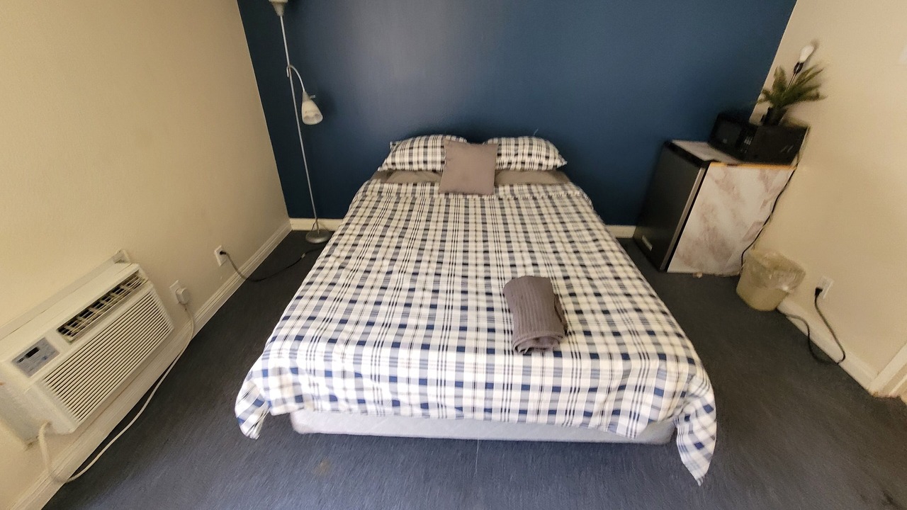 Photo of Bedroom in Beverly Hills