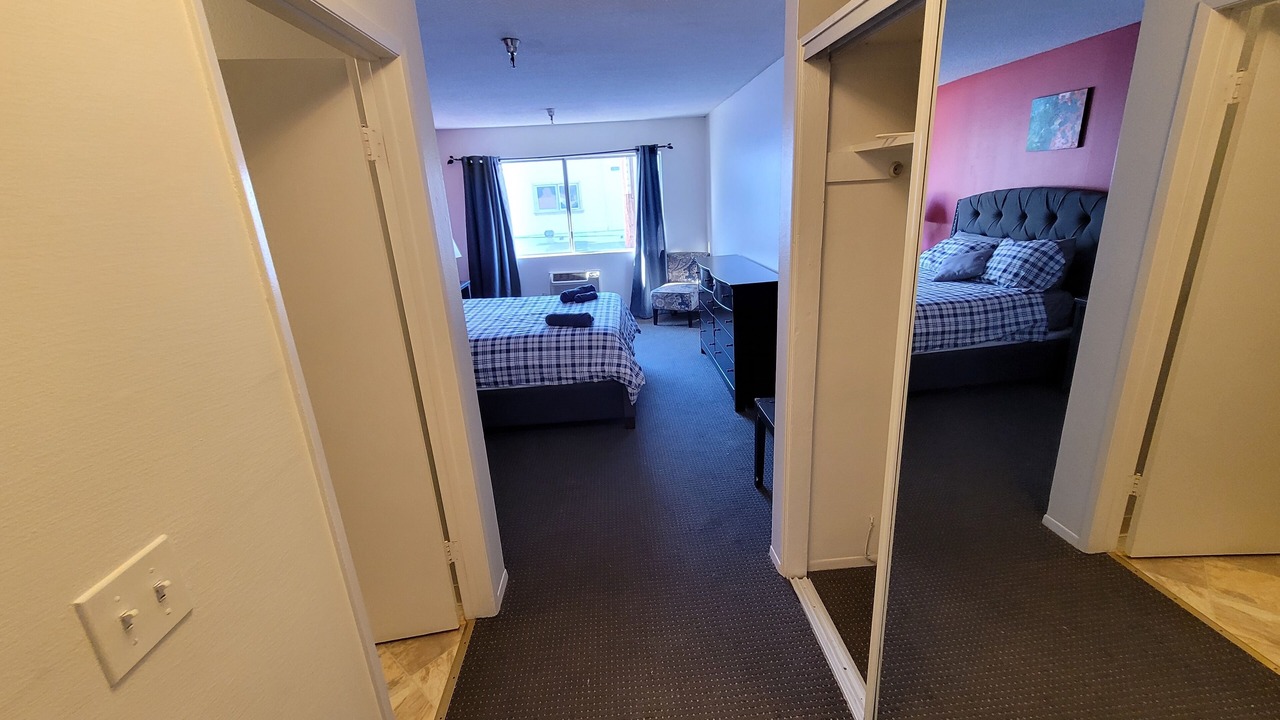 Photo of Bedroom in Beverly Hills