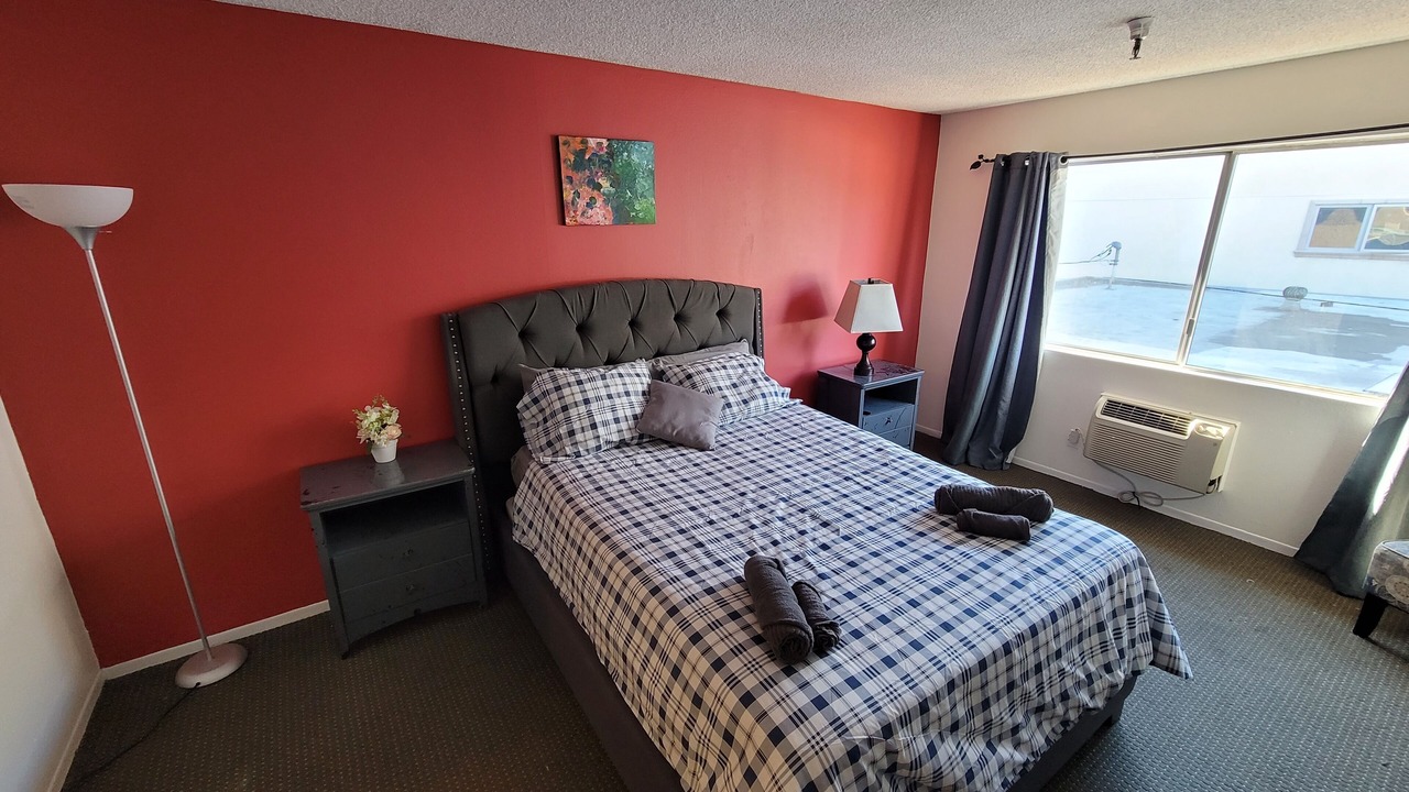 Photo of Bedroom in Beverly Hills