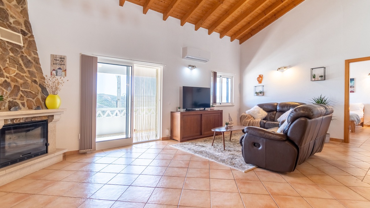 Photo of Livingroom in Aljezur