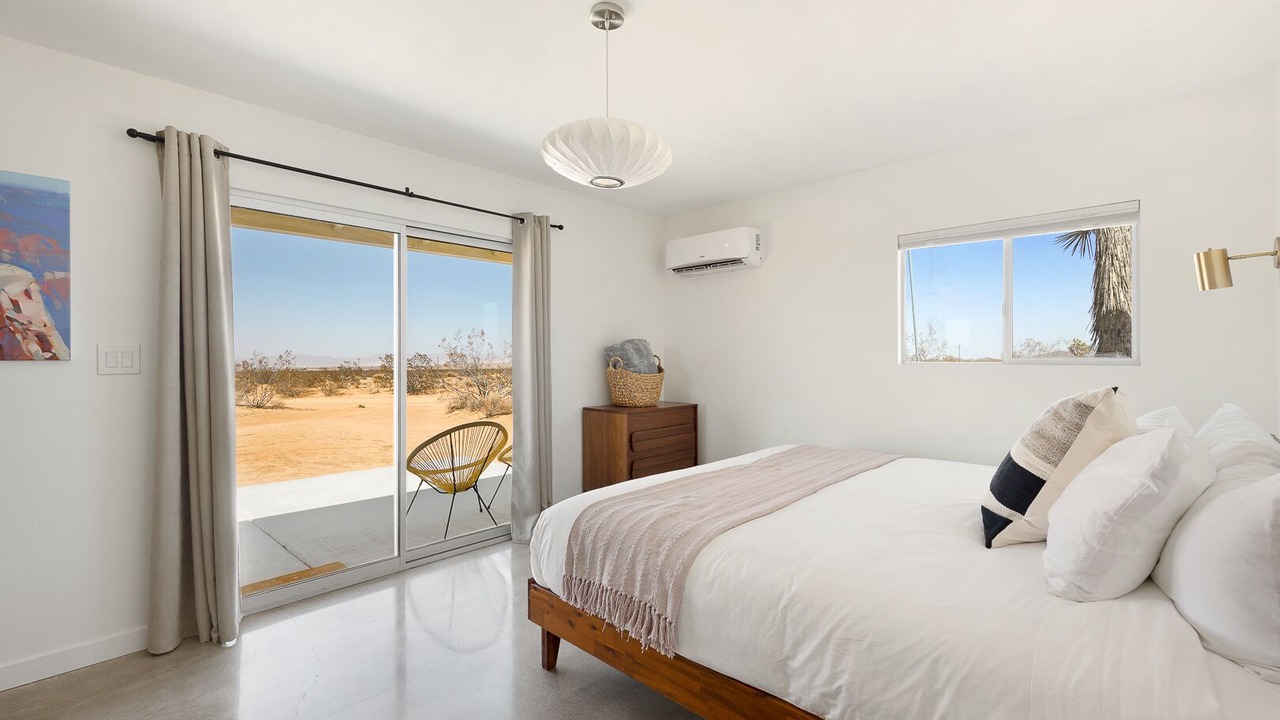 Photo of Bedroom in Landers