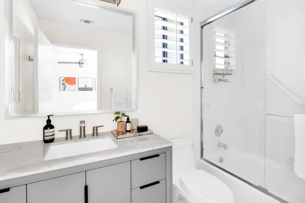 Photo of Bathroom in Araby