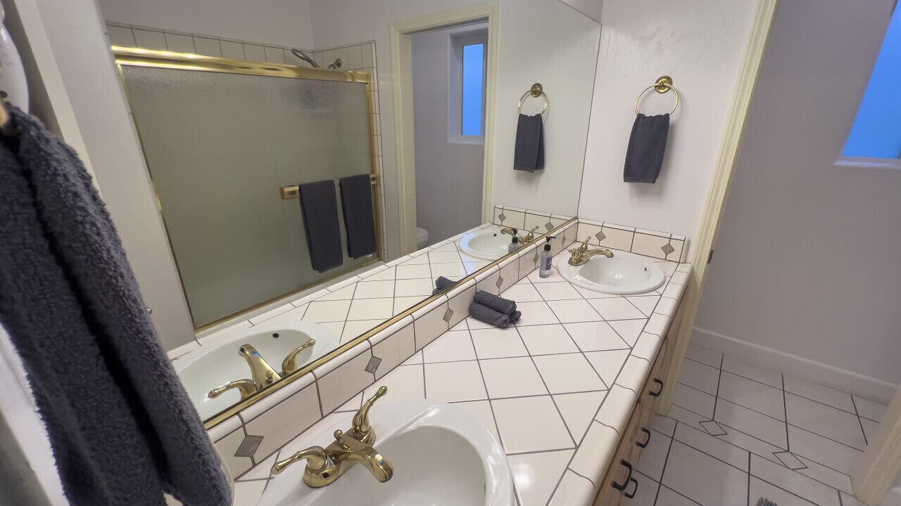 Photo of Bathroom in Ahwahnee