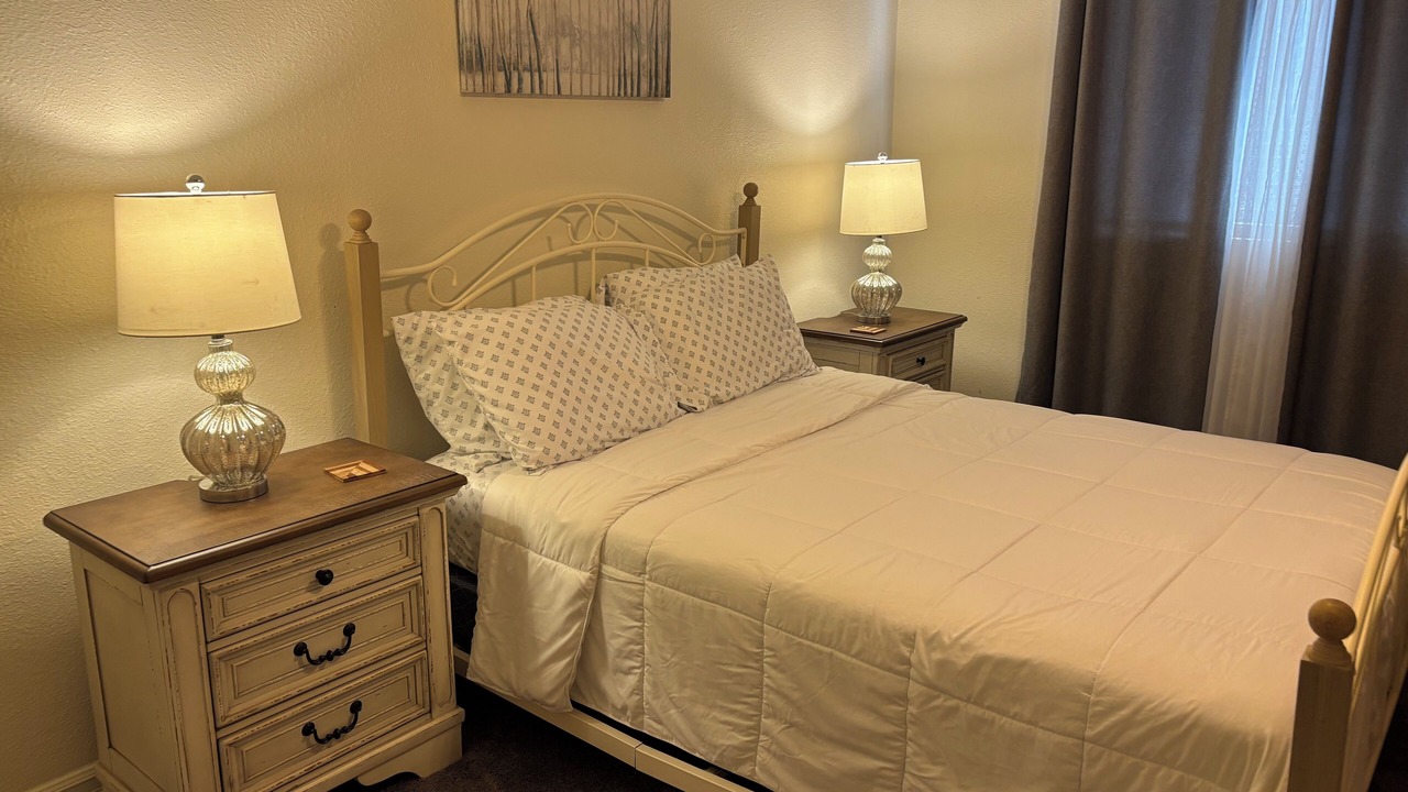 Photo of Bedroom in Lemoore