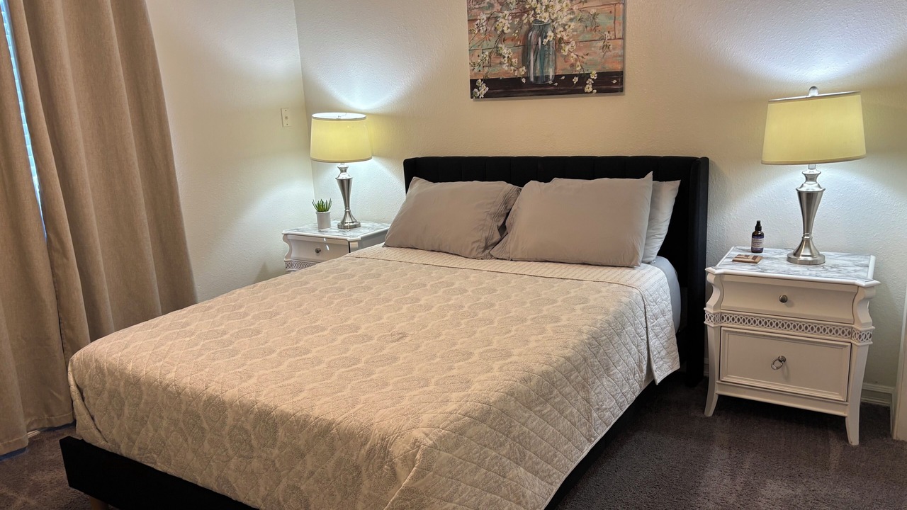 Photo of Bedroom in Lemoore