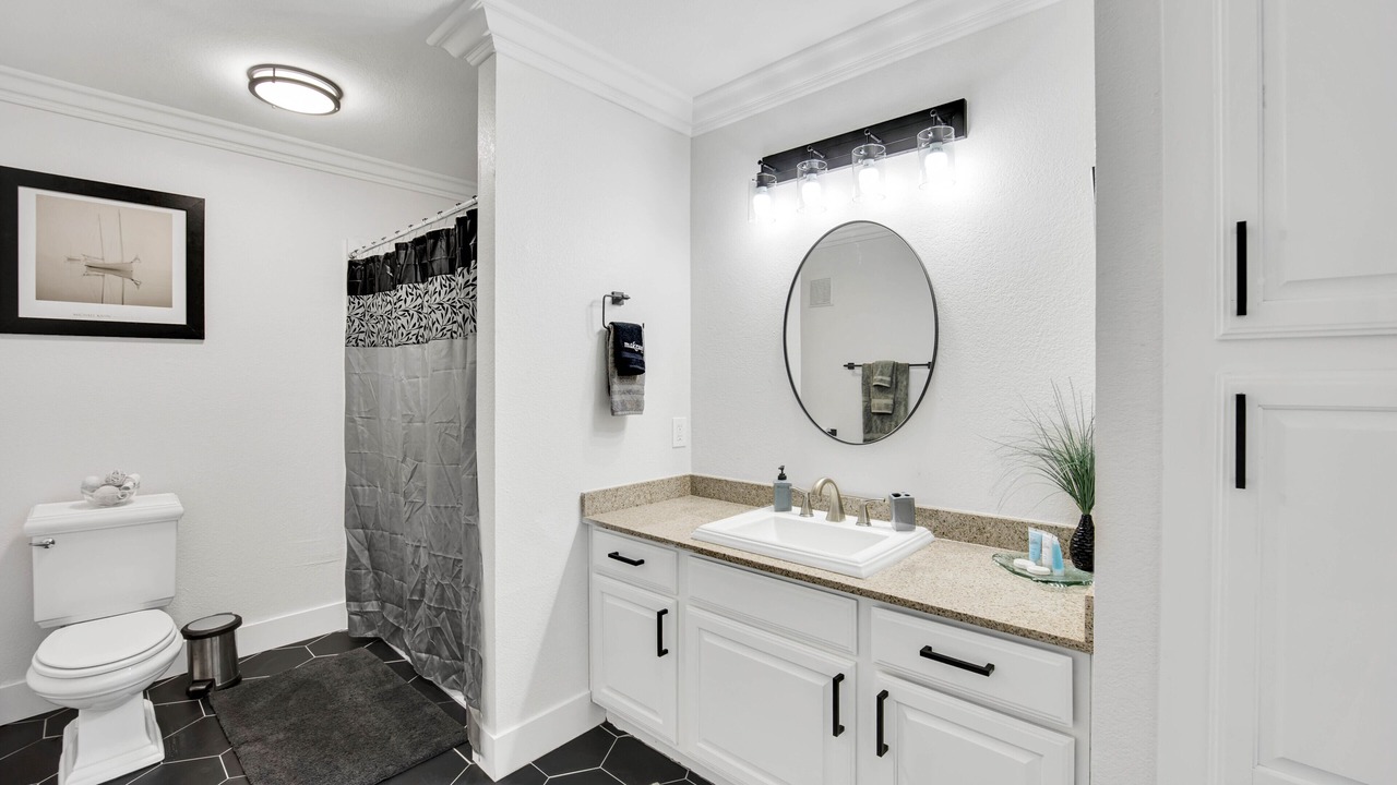 Photo of Bathroom in Summerlin