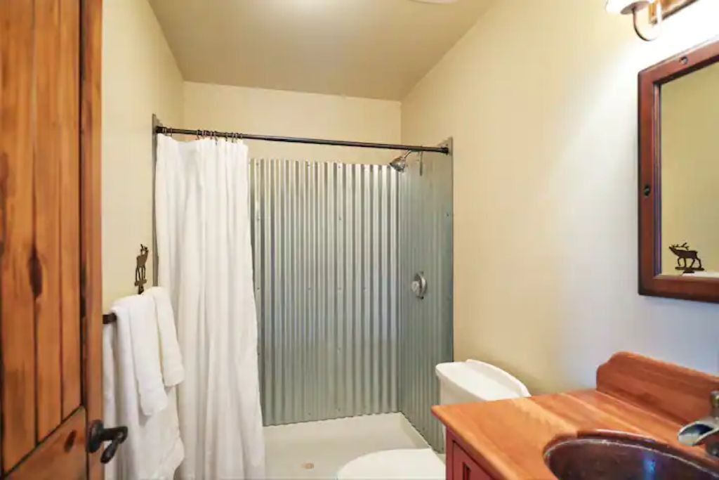 Photo of Bathroom in Wishon