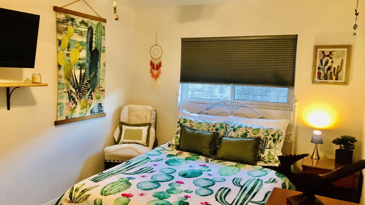 Photo of Bedroom in La Quinta Cove