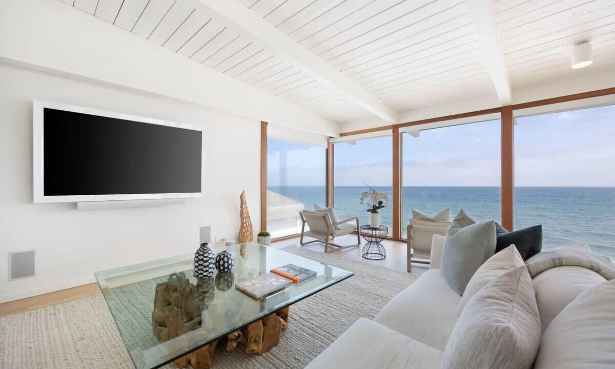 Photo of Bedroom in Central Malibu