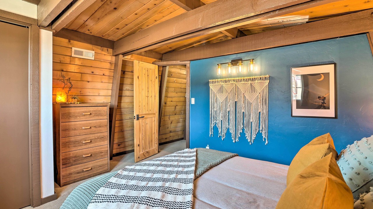 Photo of Bedroom in Big Bear Lake