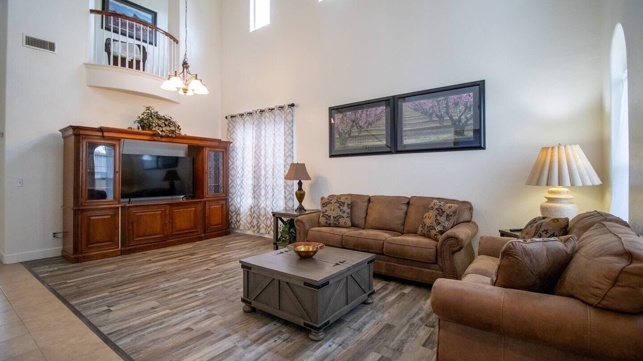 Photo of Livingroom in Visalia