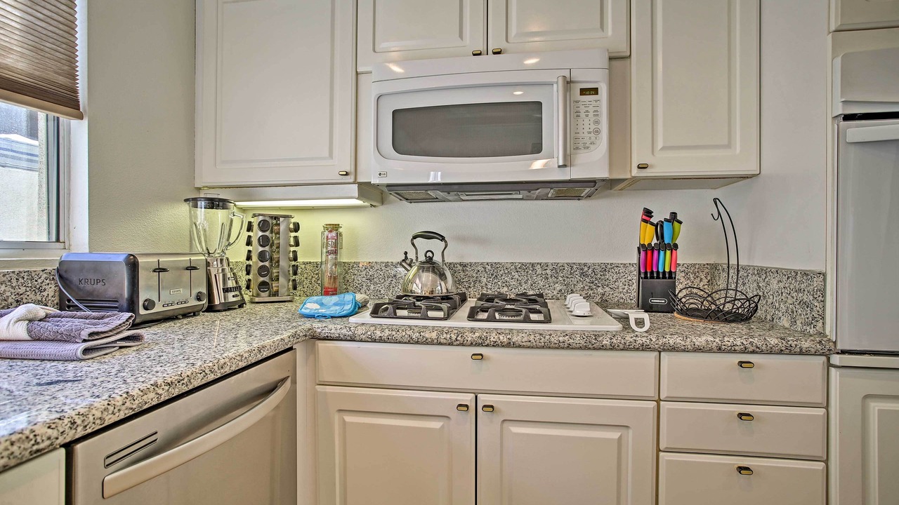Photo of Kitchen in Cathedral City