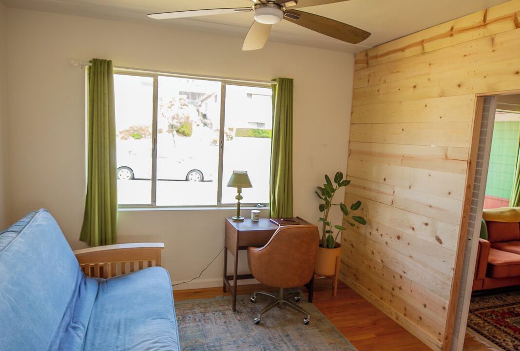 Photo of Livingroom in Oak Park