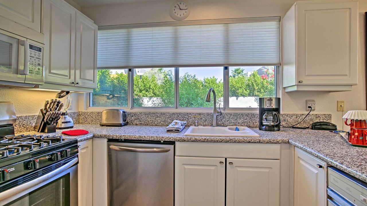 Photo of Kitchen in Cathedral City