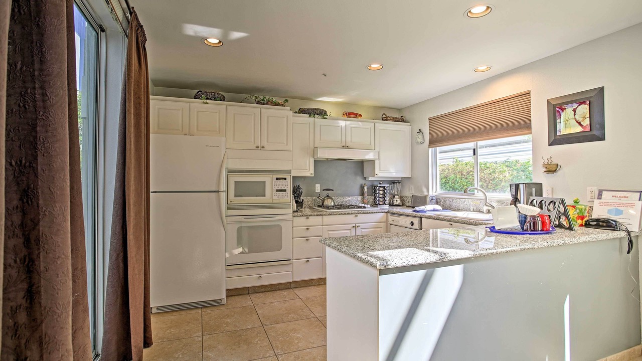 Photo of Kitchen in Cathedral City
