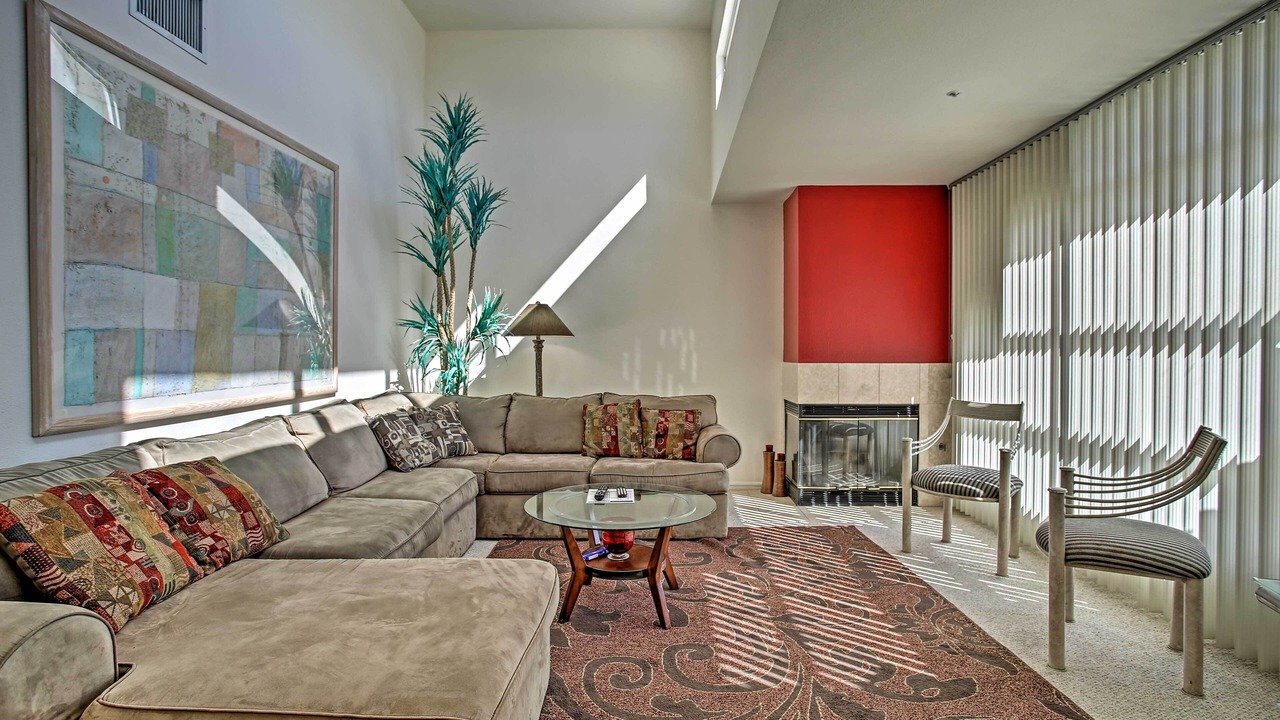 Photo of Livingroom in Cathedral City