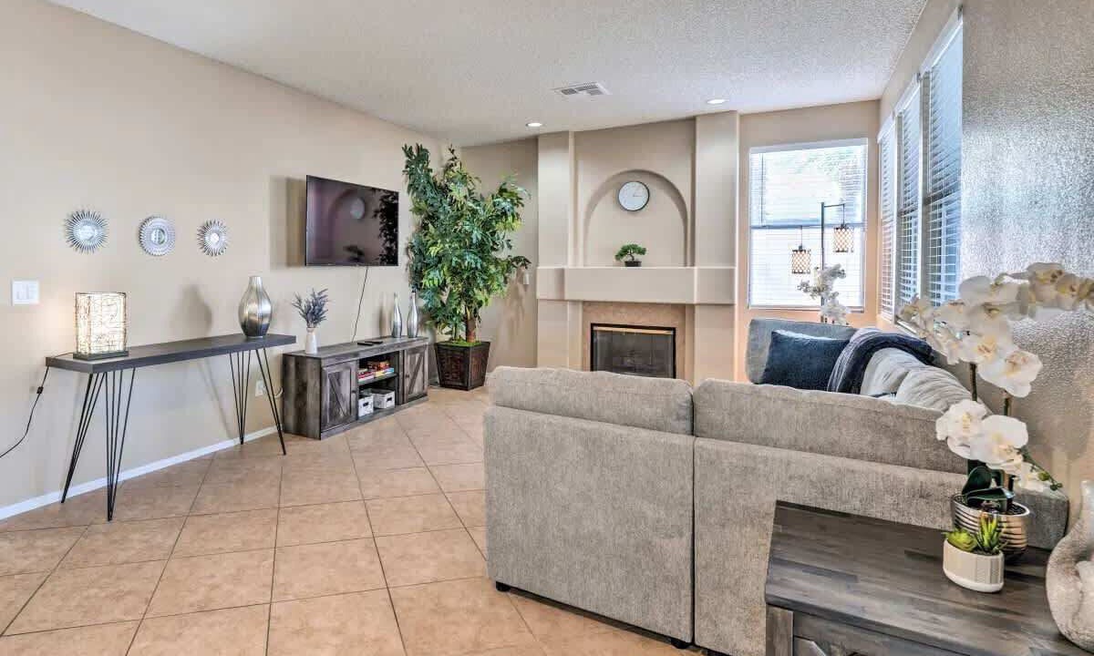 Photo of Livingroom in North Las Vegas