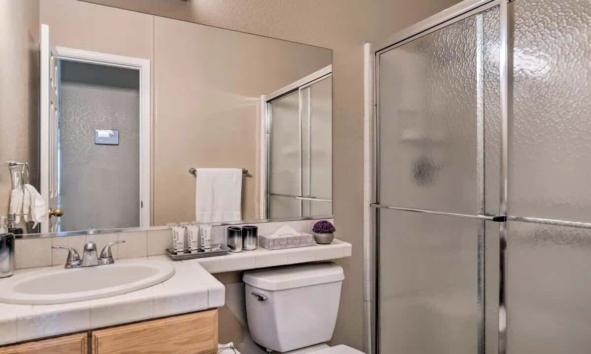 Photo of Bathroom in North Las Vegas