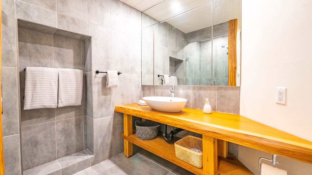 Photo of Bathroom in Ucluelet
