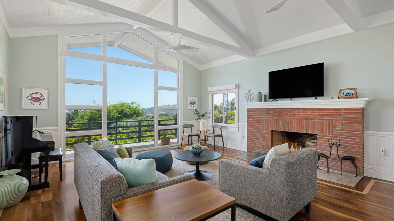 Photo of Livingroom in Lower Riviera