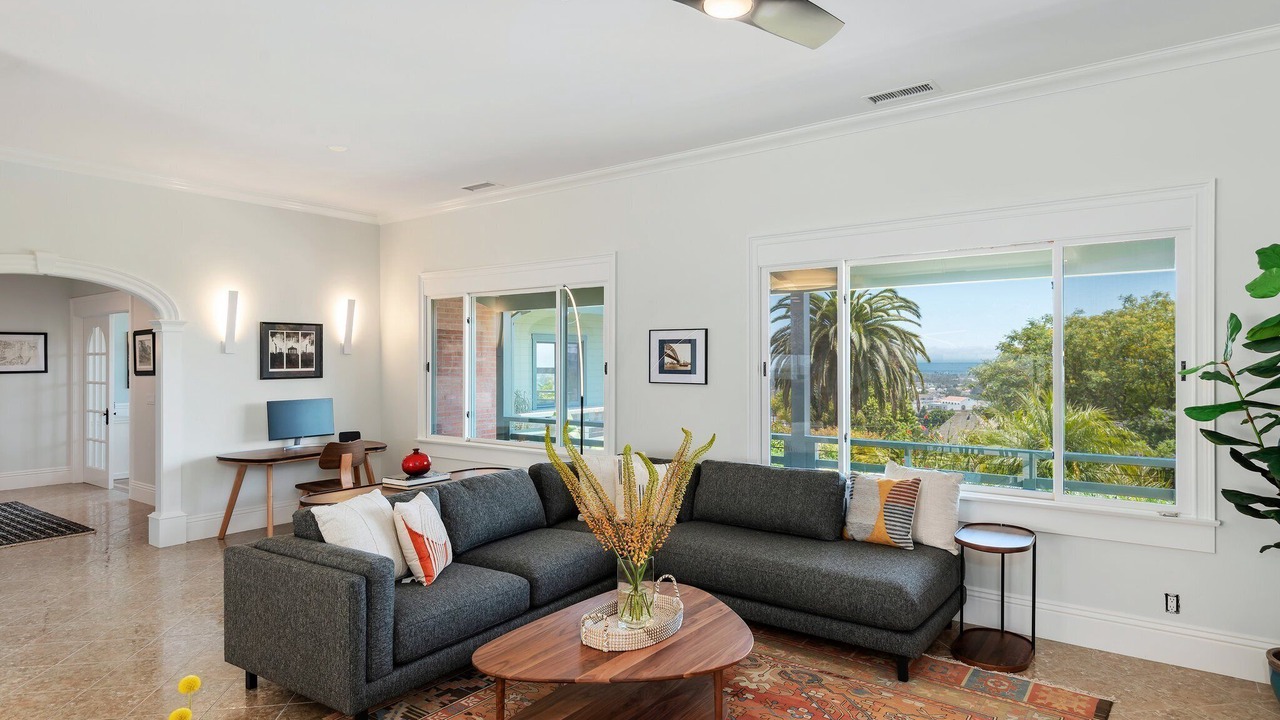 Photo of Bedroom in Lower Riviera