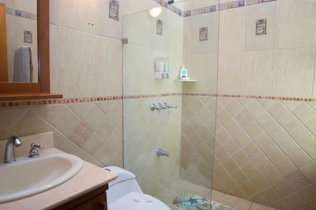 Photo of Bathroom in Potrero