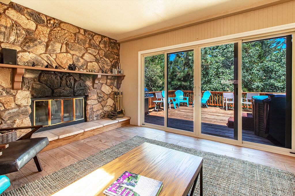 Photo of Livingroom in Pine Cove
