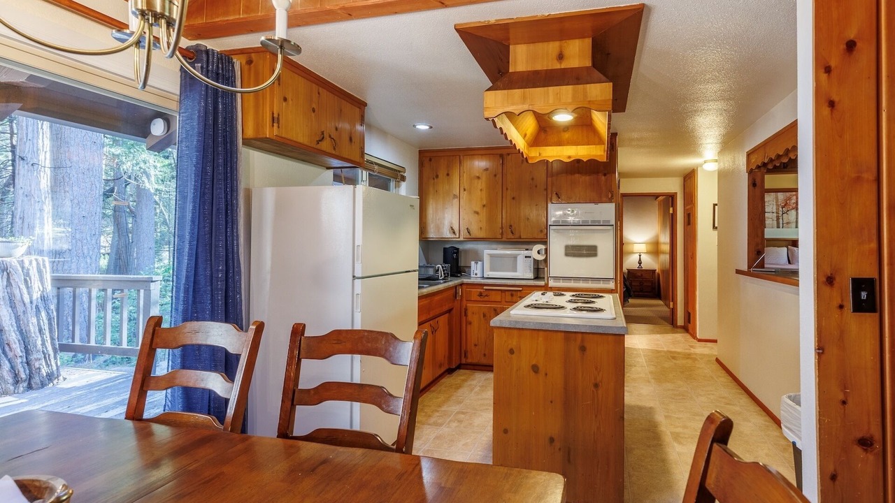 Photo of Bedroom in Idyllwild