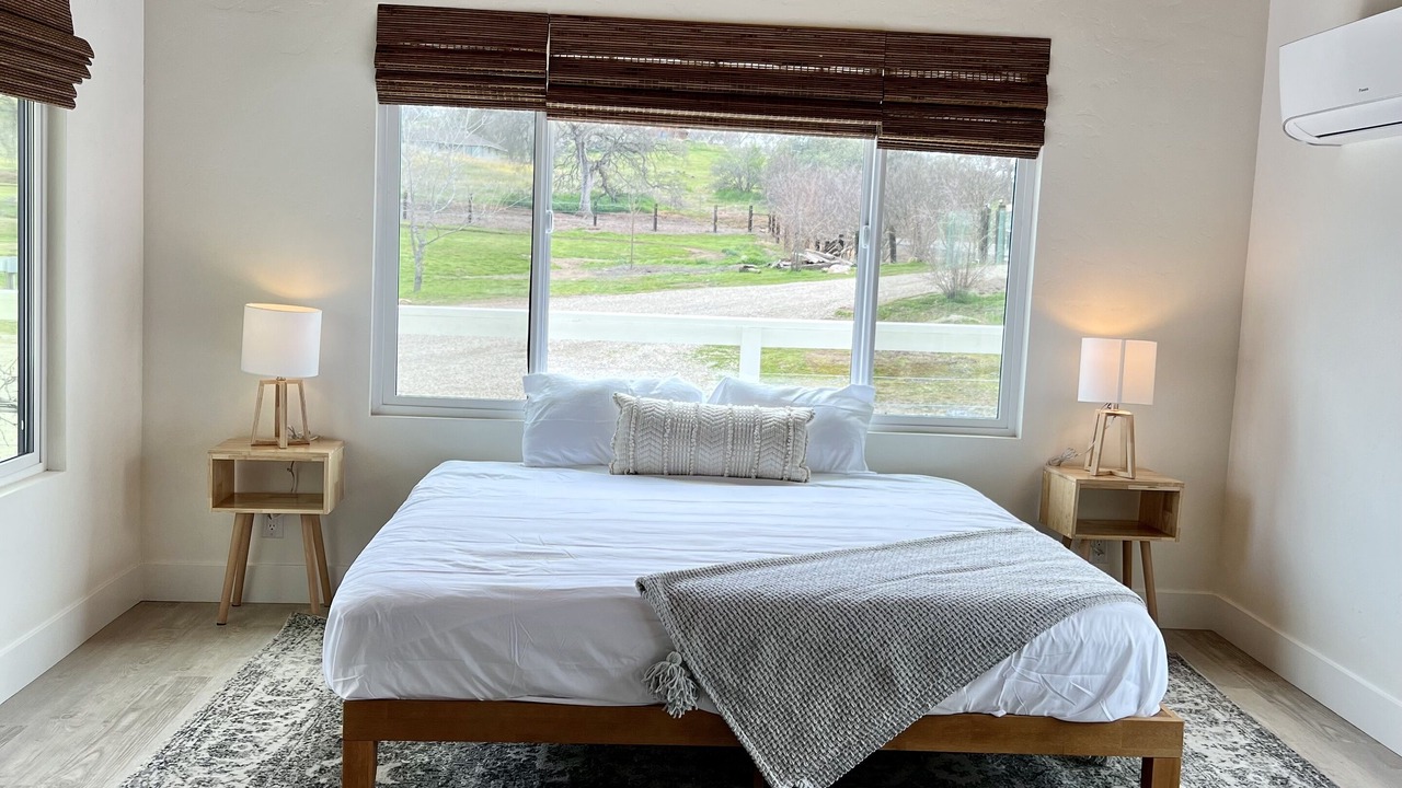 Photo of Bedroom in Raisin