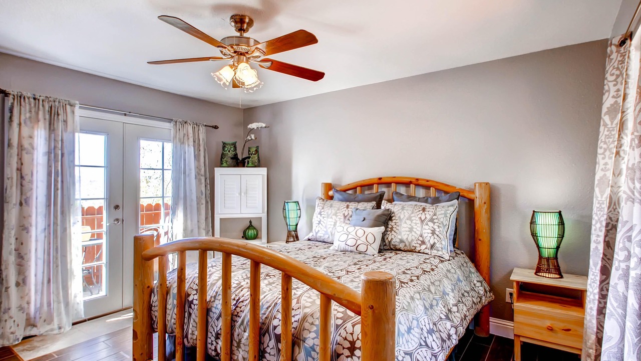 Photo of Bedroom in Yosemite Forks